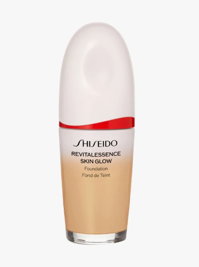 Lehký make-up s rozjasňujícím účinkem SPF 30, Shiseido, 1 190 Kč
