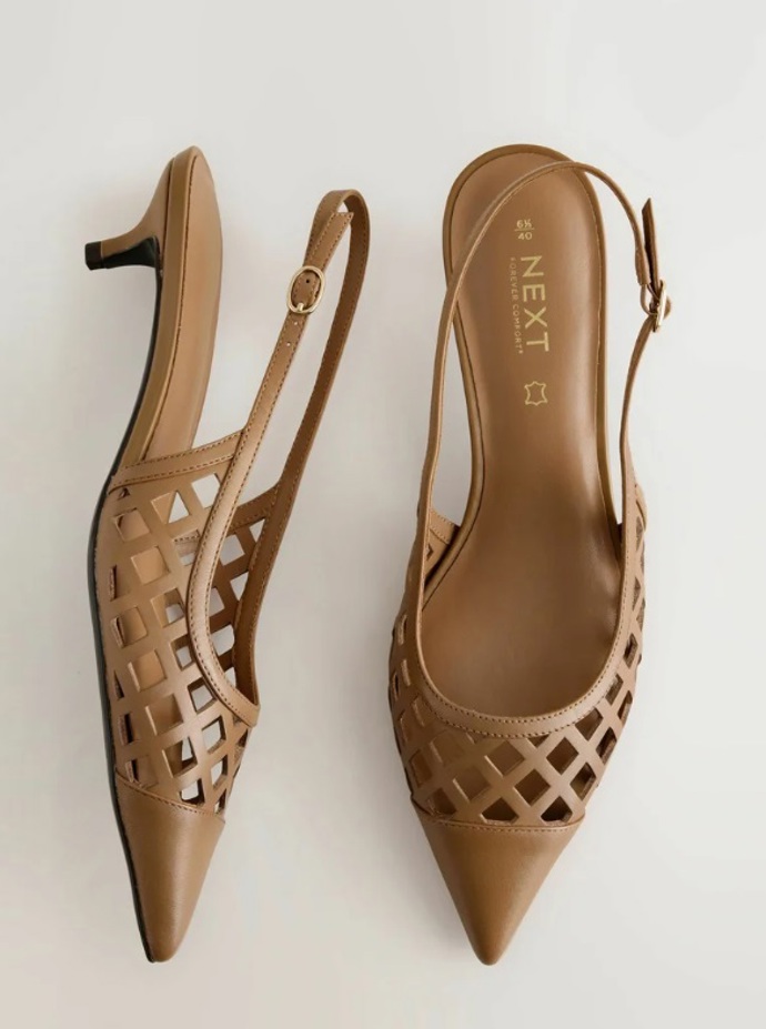 Přírodní kitten heels, Next, 1 910 Kč
