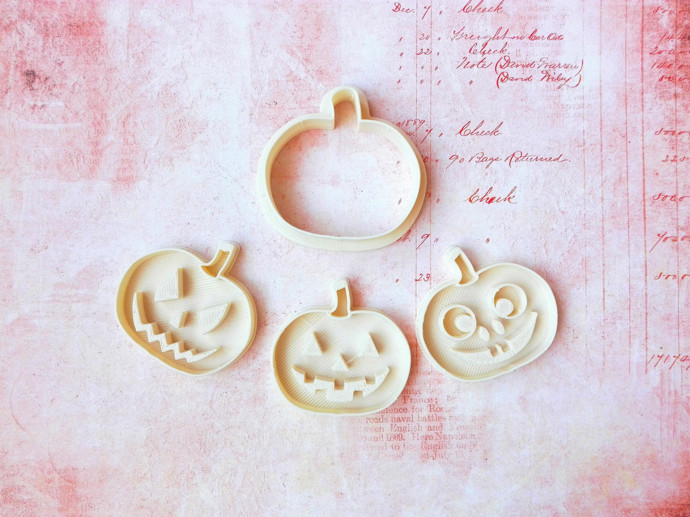 Halloweenská vykrajovátka, U dvou medvídků, 299 Kč
Halloweenská vykrajovátka, U dvou medvídků, 299 Kč