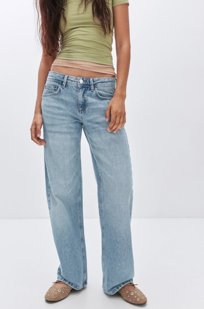 Džíny bokovky, PULL&BEAR, 799 Kč
