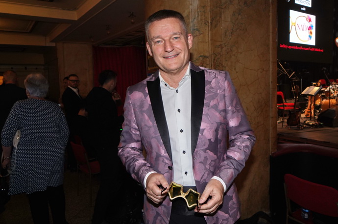 Vladimír se až na šedivé skráně příliš nezměnil
Vladimír se až na šedivé skráně příliš nezměnil