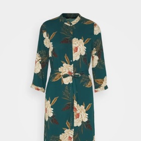 Košilové šaty, Vero Moda, 890 Kč
