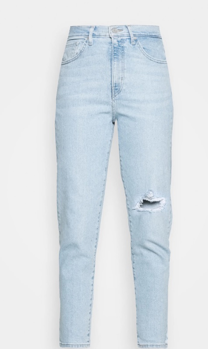 Světlé mom džíny, Levi's®, 1 728 Kč
