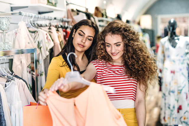Letní slevová mánie: Nesedněte obchodníkům na lep Letní slevová mánie: Nesedněte obchodníkům na lep
