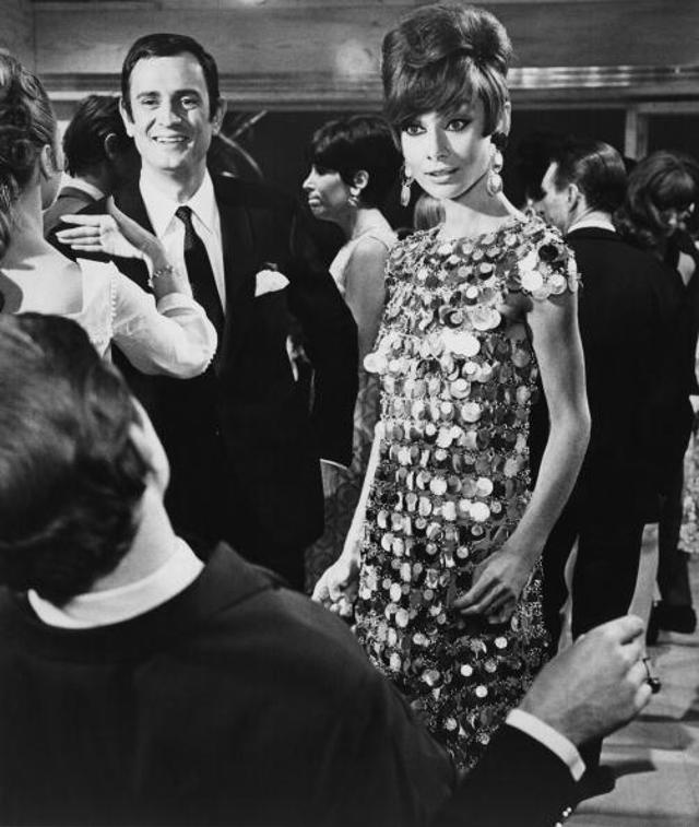 Tento film s Audrey Hepburn předpověděl trendy roku 2018