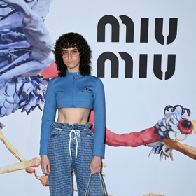 Od té doby, co otevřela dveře do světa módy, dělala modelku pro značky jako Balenciaga, pózovala pro renomované módní časopisy jako Vanity Fair a chodila na přehlídky pro Miu Miu, Proenza a další.
Od té doby, co otevřela dveře do světa módy, dělala modelku pro značky jako Balenciaga, pózovala pro renomované módní časopisy jako Vanity Fair a chodila na přehlídky pro Miu Miu, Proenza a další.