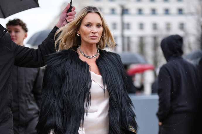 Kate Moss loni na lednové přehlídce Dior
Kate Moss loni na lednové přehlídce Dior