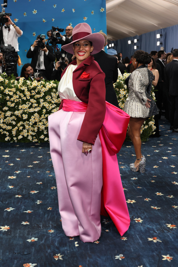 Tracee Ellis Ross v modelu Marc Jacobs
