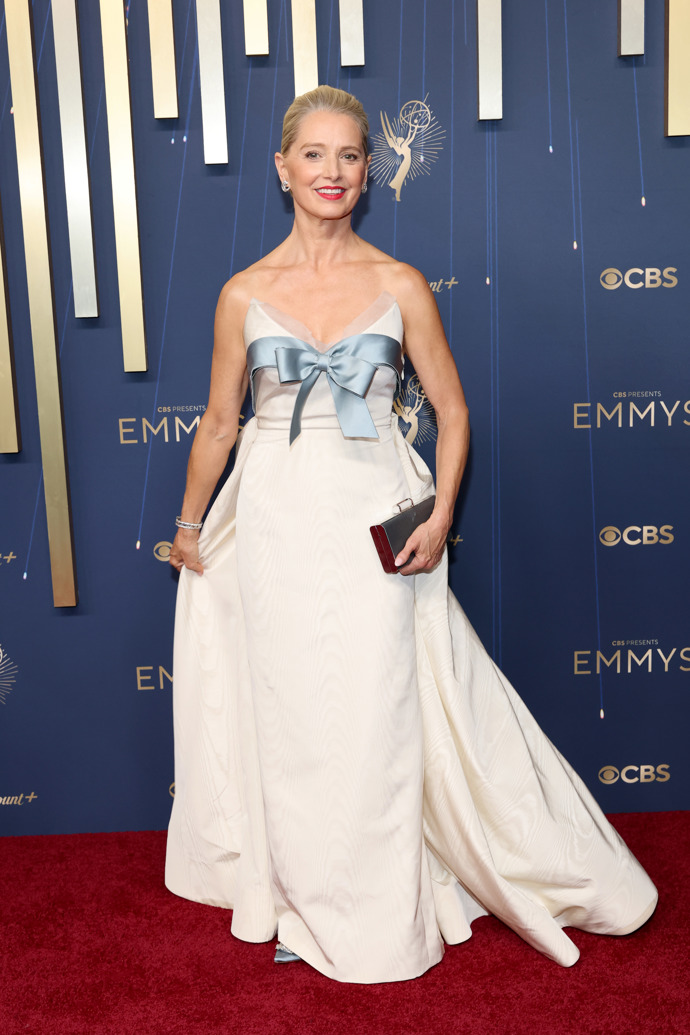 Katherine LaNasa
