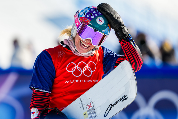 Šťastná Eva Adamczyková po zisku stříbrné medaile
Šťastná Eva Adamczyková po zisku stříbrné medaile