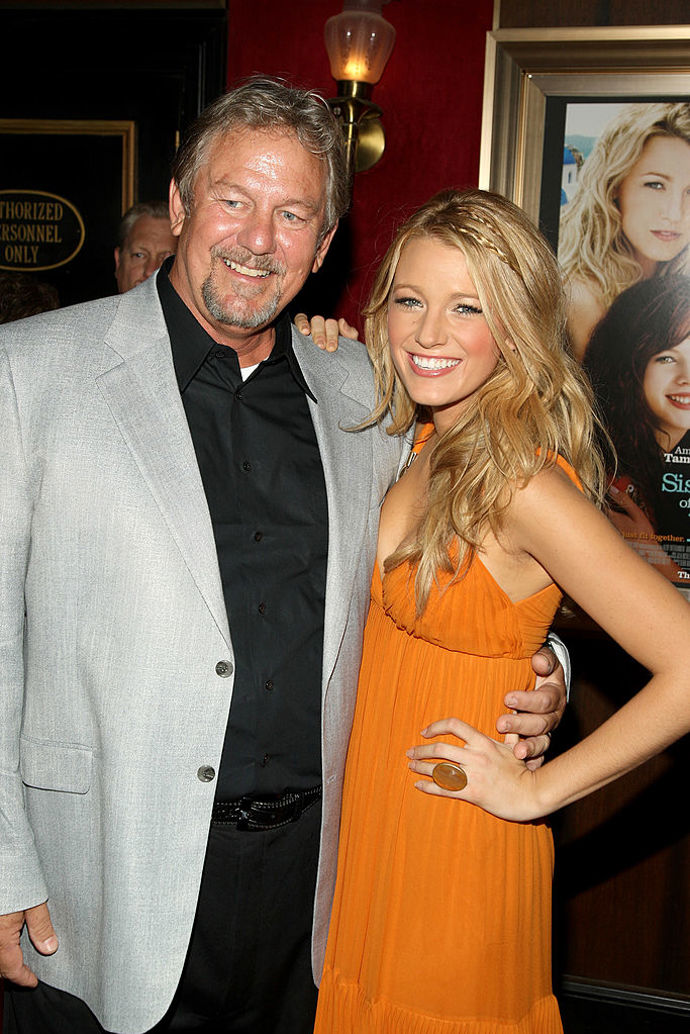 Herečka Blake Lively s tatínkem Erniem Lively.
Herečka Blake Lively s tatínkem Erniem Lively.