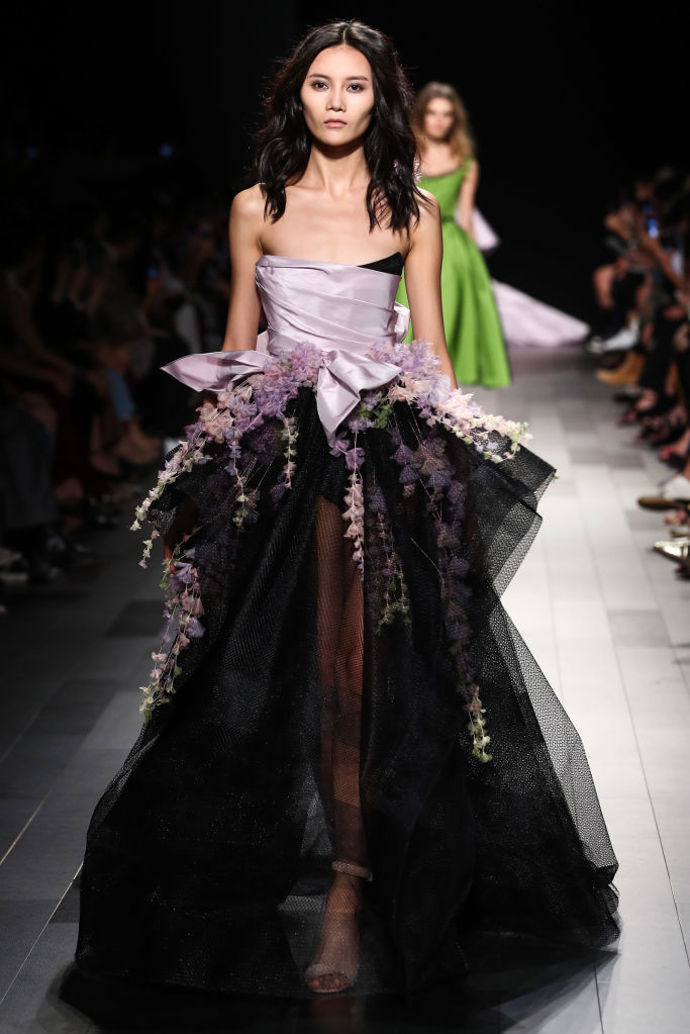 Marchesa kolekce Marchesa kolekce