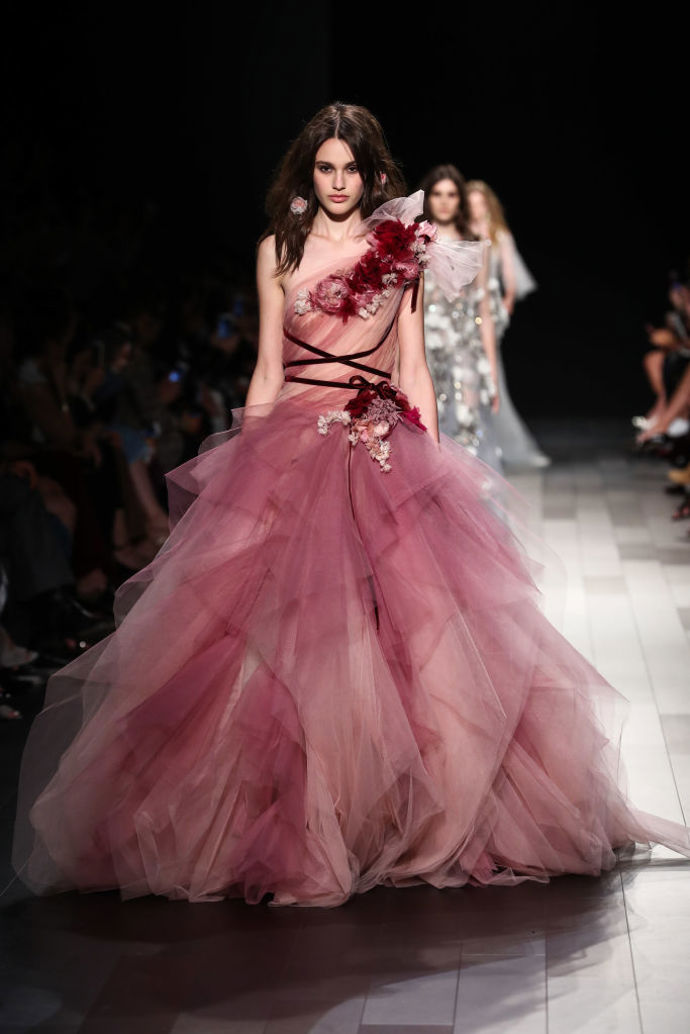 Marchesa kolekce Marchesa kolekce