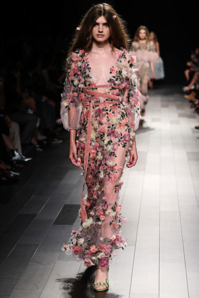 Marchesa kolekce Marchesa kolekce
