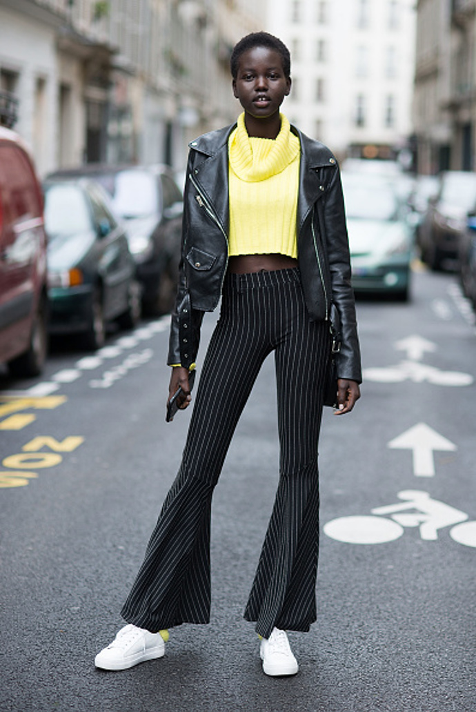Street style pařížského fashion weeku