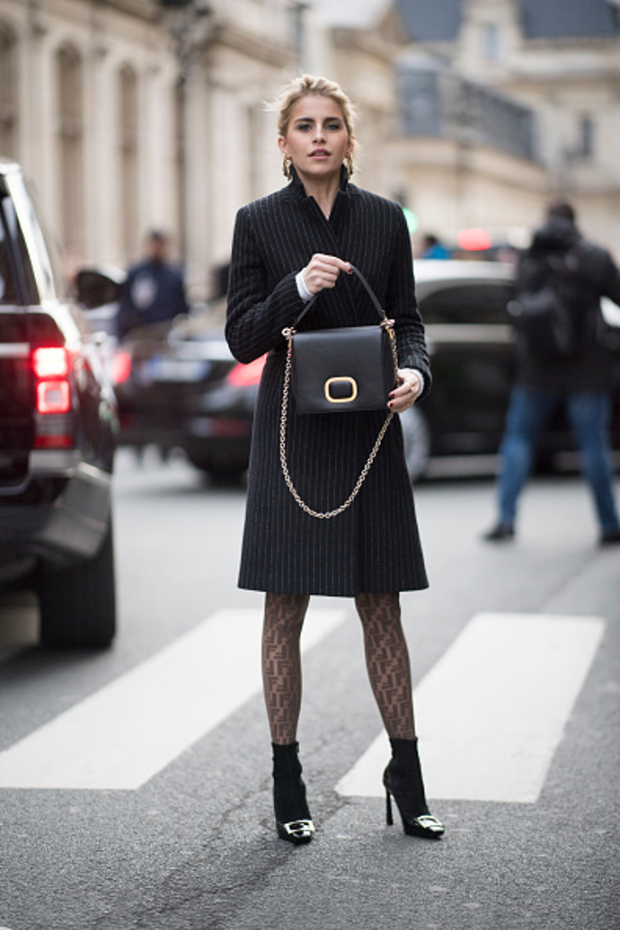 Street style pařížského fashion weeku