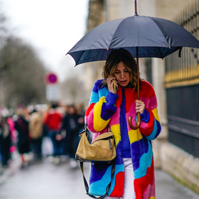 Street style pařížského fashion weeku