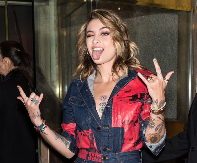 Make-up artista Paris Jackson prozradil, jaké produkty najdeme v její kosmetické taštičce Make-up artista Paris Jackson prozradil, jaké produkty najdeme v její kosmetické taštičce