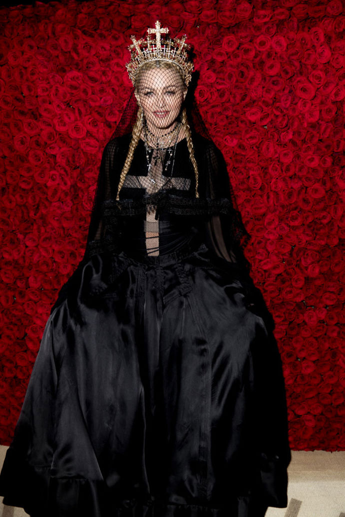 2018

Na Met Gala v roce 2018 byla ve svém živlu.
