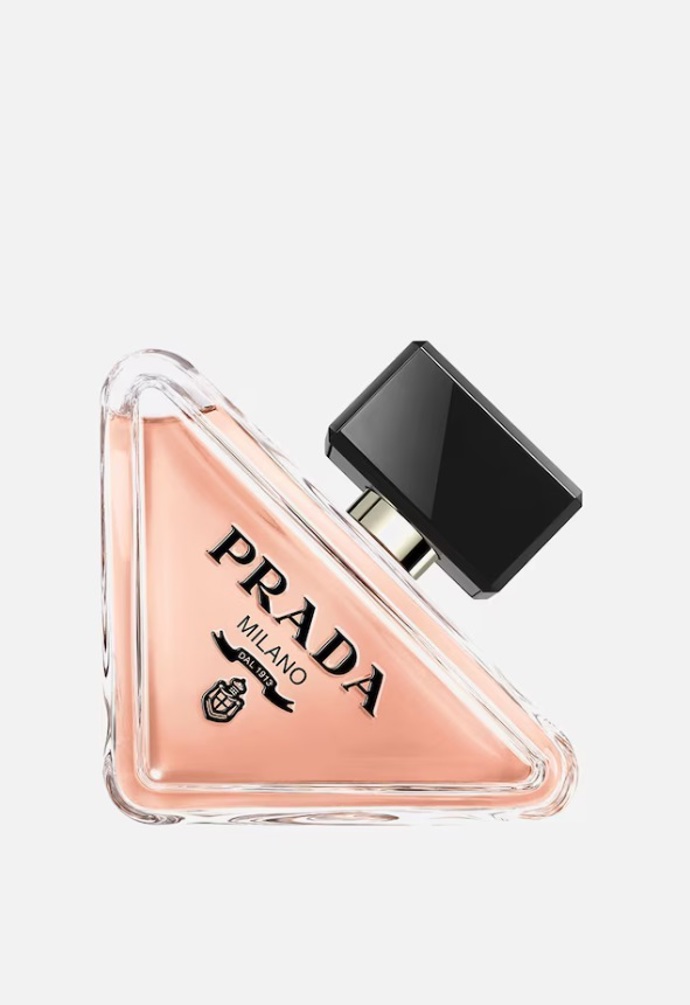 Parfémová voda Prada Paradoxe Paradoxe s vůní bílých květů, jasmínu a ambry, Douglas, 30 ml, 1649 Kč
