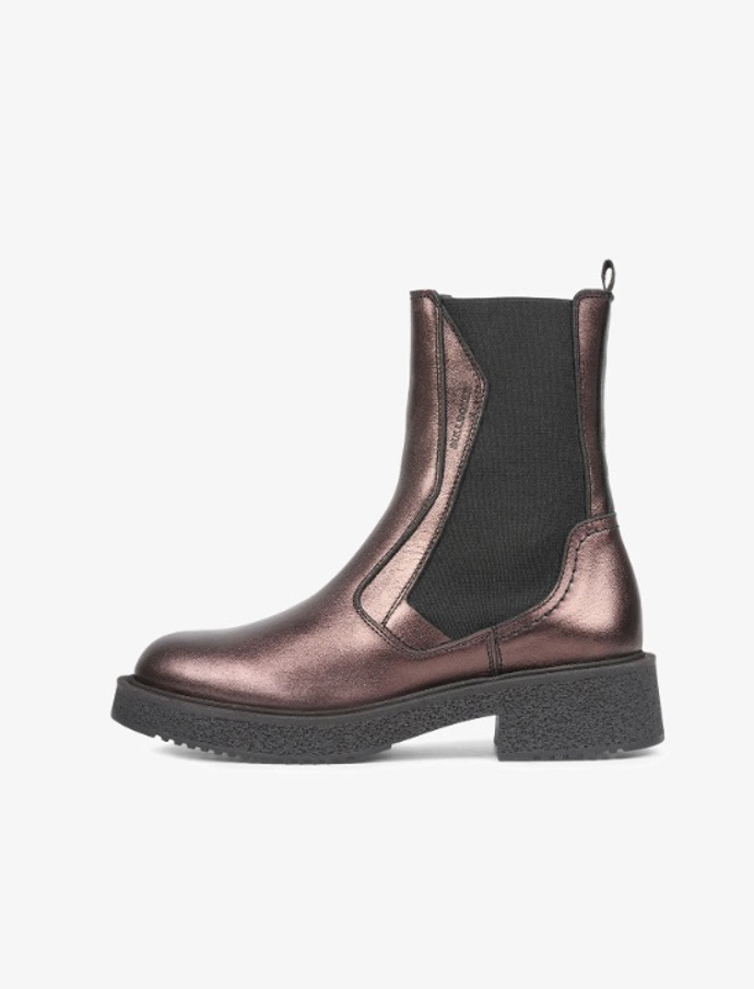 Metalické chelsea boty, Bullboxer, 2 290 Kč

