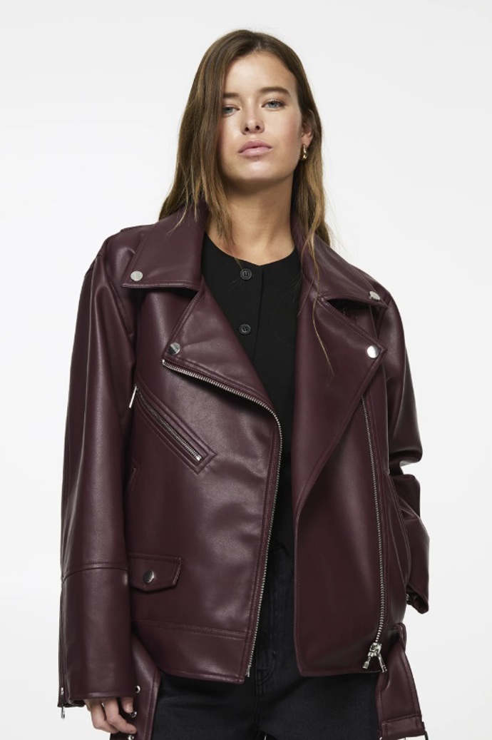 Bunda z umělé kůže, PULL&BEAR, 1 199 Kč
