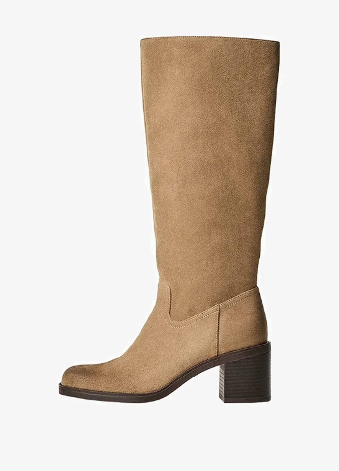 Kozačky na podpatku, Bershka, 1 099 Kč
