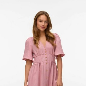 Košilové šaty, Vero Moda, 1 149 Kč
Košilové šaty, Vero Moda, 1 149 Kč