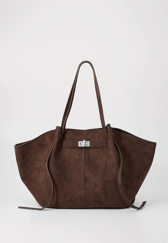 Gina Tricot, 1200 Kč, zalando.cz

