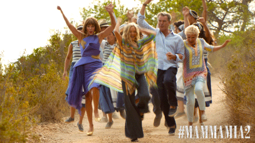 10 nejlepších scén z pokračování filmu Mamma Mia! 10 nejlepších scén z pokračování filmu Mamma Mia!