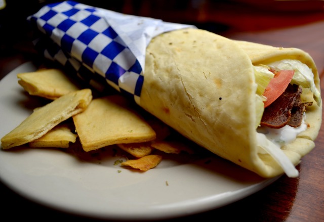 Gyros, Kebab, Tortilla, Tapas,... Kdo se v tom má vyznat? Gyros, Kebab, Tortilla, Tapas,... Kdo se v tom má vyznat?