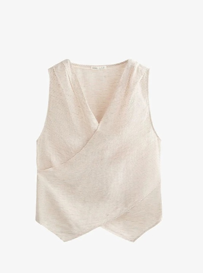 Zavinovací top, OYSHO, 1 199 Kč
