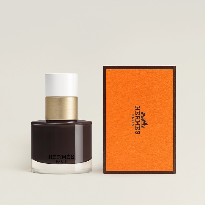 Lak na nehty, Hermés, 1250 Kč
Lak na nehty, Hermés, 1250 Kč