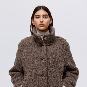 Bunda, H&M, 1239 Kč
Bunda, H&M, 1239 Kč