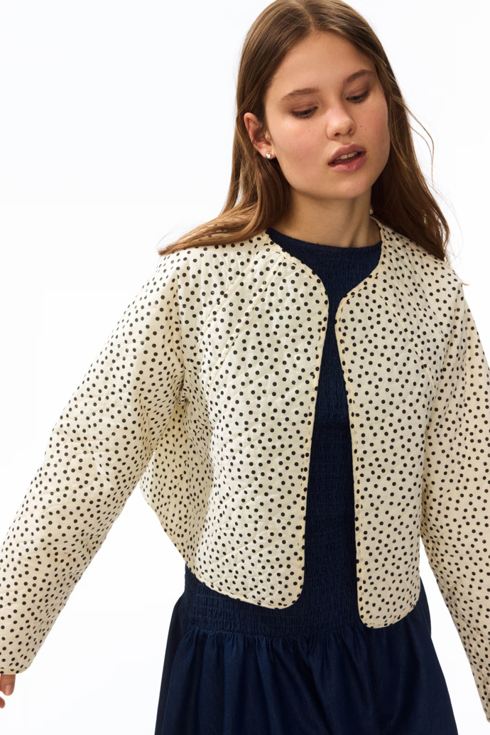 Oversize bunda, H&M, 979 Kč
