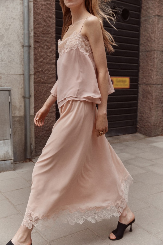 Sukně, H&M, 979 Kč
Sukně, H&M, 979 Kč