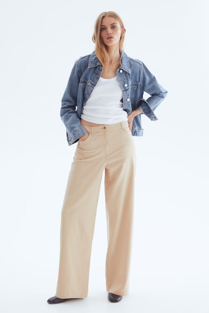 Kalhoty, H&M, 979 Kč
Kalhoty, H&M, 979 Kč