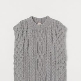 H&M, 999 Kč
