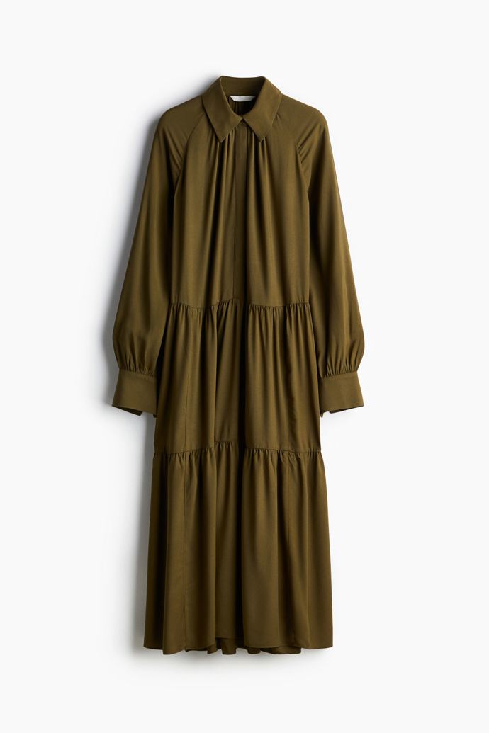 Košilové midi šaty, H&M, 549 Kč
