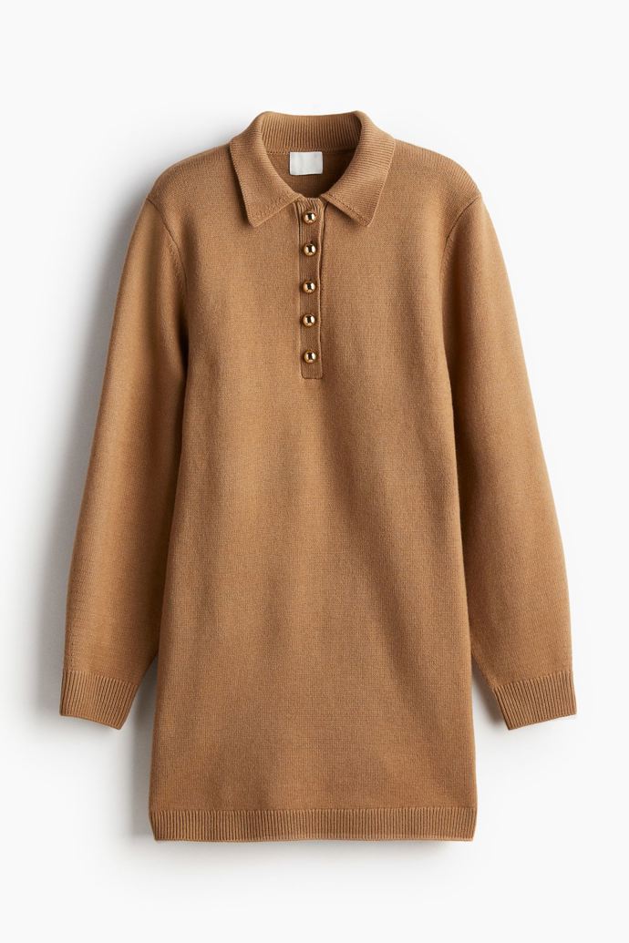 Pletené šaty s knoflíky, H&M, 959 Kč
