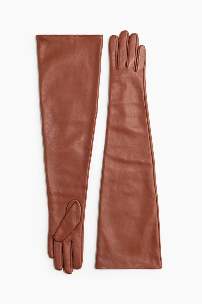 Dlouhé kožené rukavice, H&M, 1 699 Kč
