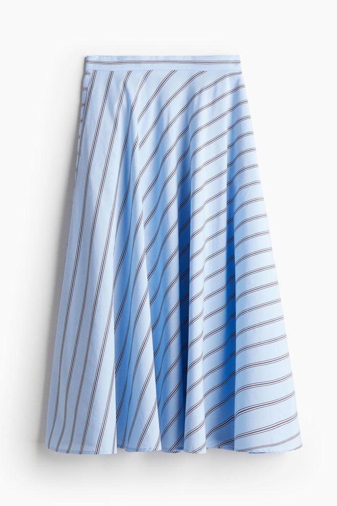Volná kolová sukně s vysokým pasem, H&M, 959 Kč
