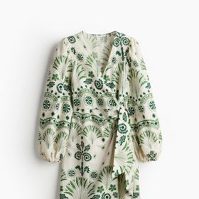 Bavlněné zavinovací šaty, H&M, 959 Kč
Bavlněné zavinovací šaty, H&M, 959 Kč