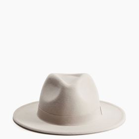 Plstěný klobouk, H&M, 429 Kč
Plstěný klobouk, H&M, 429 Kč