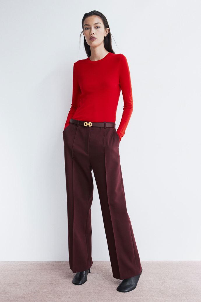 Kalhoty s předními puky, H&M, 959 Kč
