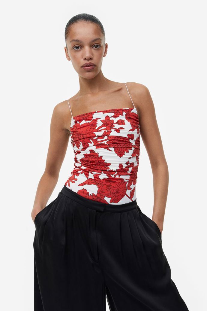 H&M 249 Kč
H&M 249 Kč