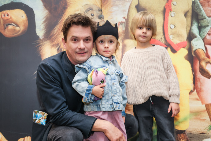 Tomáš s dětmi Matildou a Mikulášem
