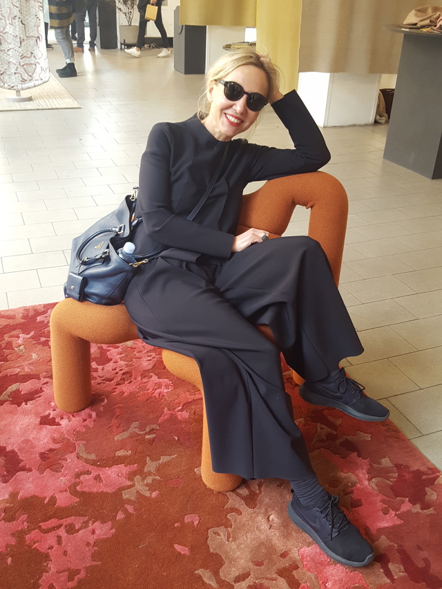BLOG MONIKY WHITE: Designérské trendy z Milána, města s nenápadným půvabem buržoazie BLOG MONIKY WHITE: Designérské trendy z Milána, města s nenápadným půvabem buržoazie