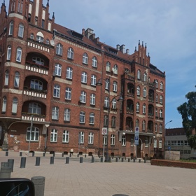 Gdaňsk vypadá hezky celý. Kombinace historických budov a moderních staveb je úchvatná.
Gdaňsk vypadá hezky celý. Kombinace historických budov a moderních staveb je úchvatná.