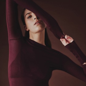 Kašmírový svetr, Intimissimi, 949 Kč

